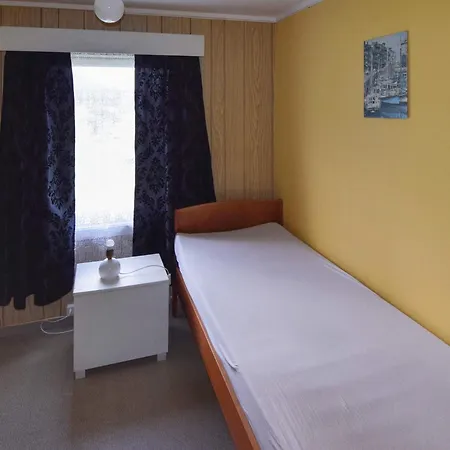 8 Person Holiday In Terr K *